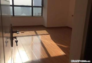 万达华府大四房，新装修一天未住，价格合适，包物业费 - 荆州28生活网 jingzhou.28life.com