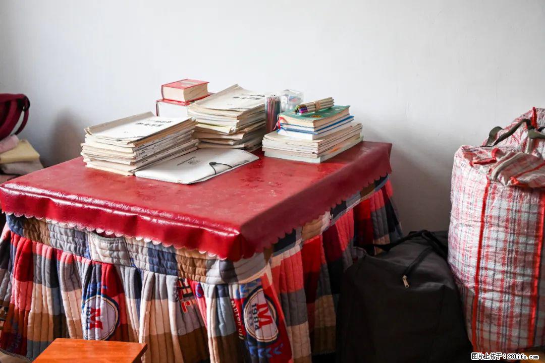 全网追的“扁担女孩”，找了一份暑假工，时薪12元 - 荆州生活资讯 - 荆州28生活网 jingzhou.28life.com