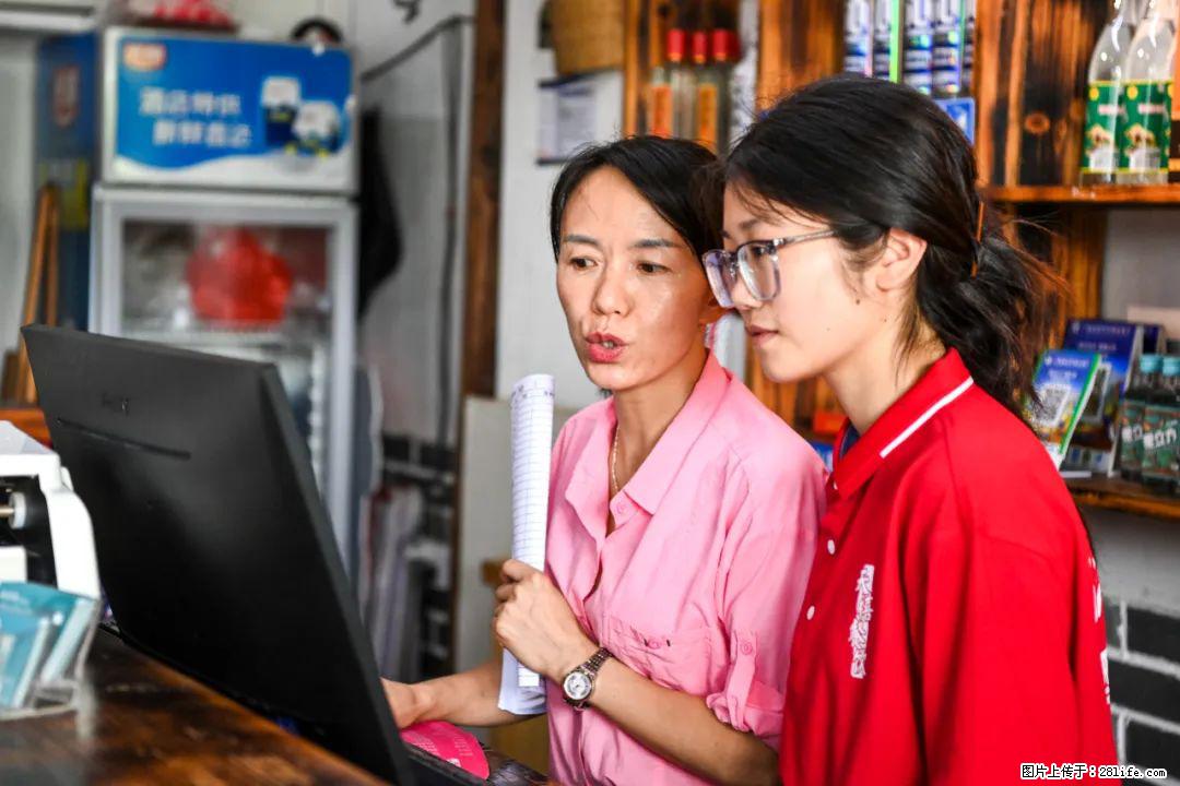 全网追的“扁担女孩”，找了一份暑假工，时薪12元 - 荆州生活资讯 - 荆州28生活网 jingzhou.28life.com